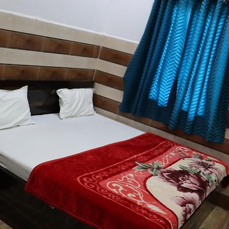 K.D.Dham Near Prem Mandir1 Hotell Vrindāvan Exteriör bild