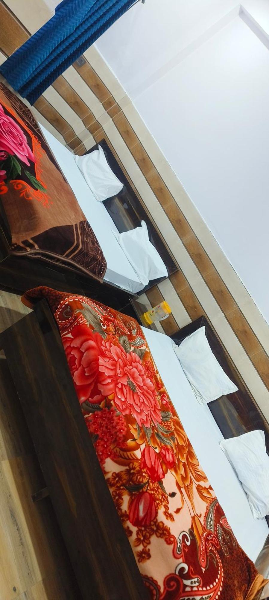 K.D.Dham Near Prem Mandir1 Hotell Vrindāvan Exteriör bild