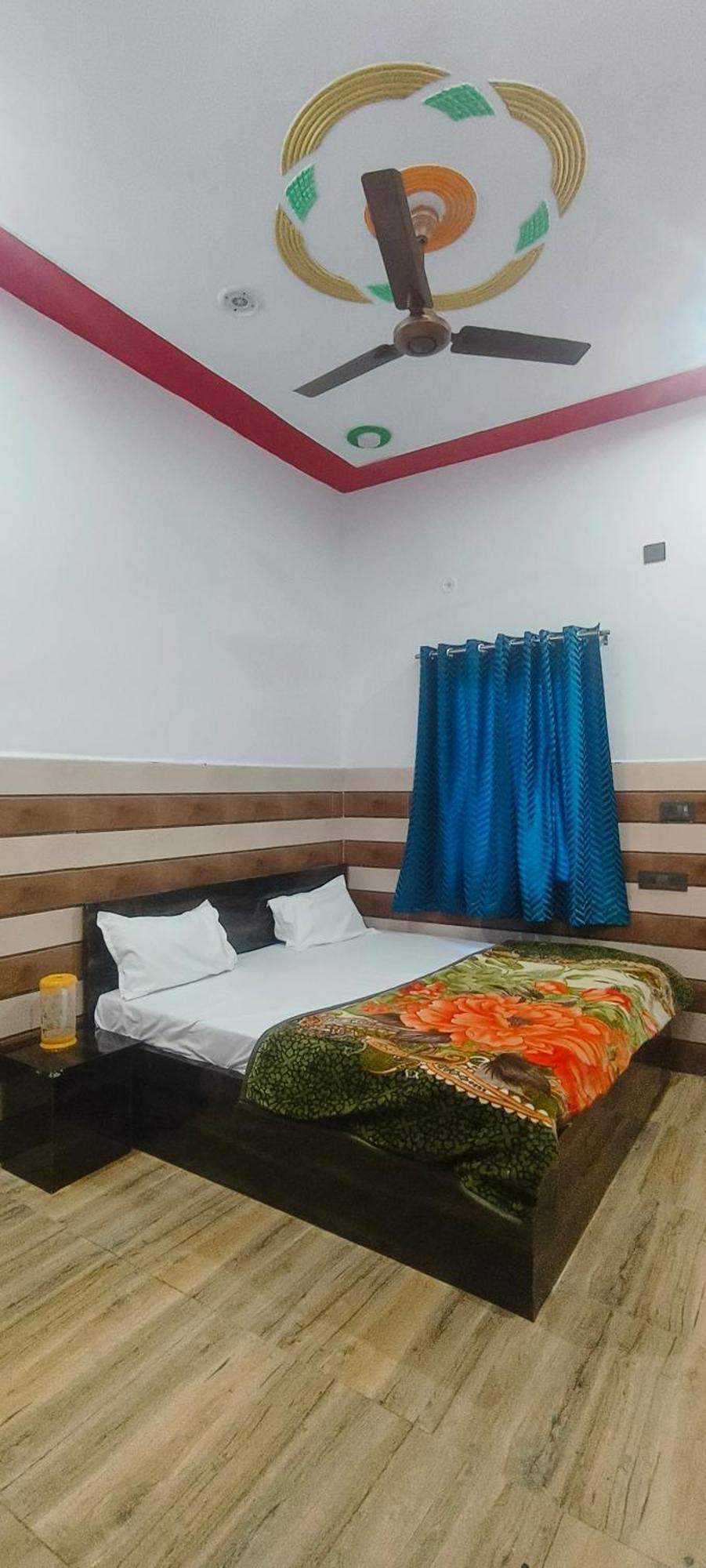 K.D.Dham Near Prem Mandir1 Hotell Vrindāvan Exteriör bild
