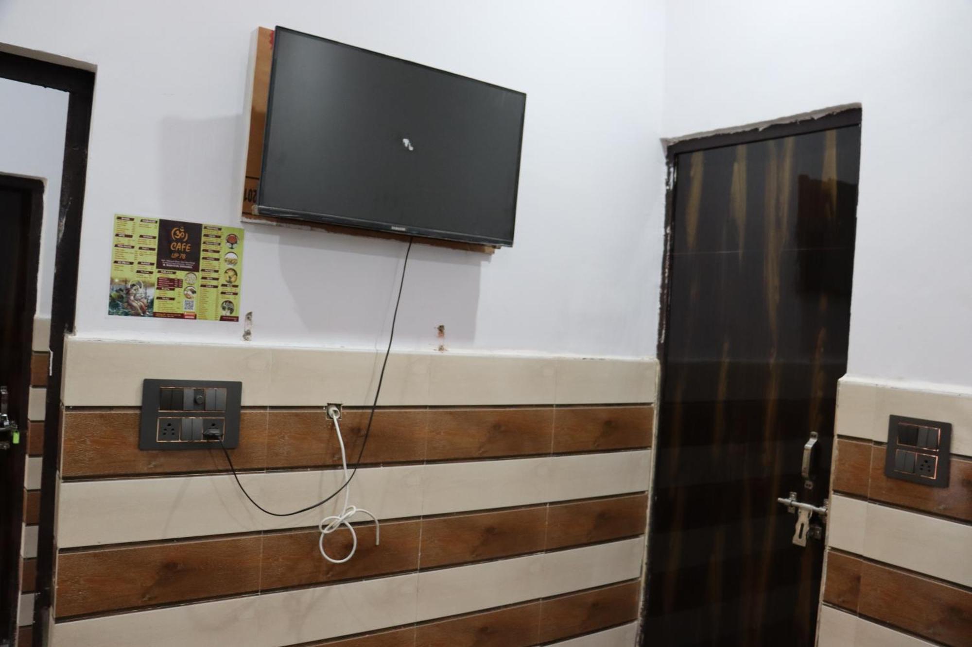 K.D.Dham Near Prem Mandir1 Hotell Vrindāvan Exteriör bild