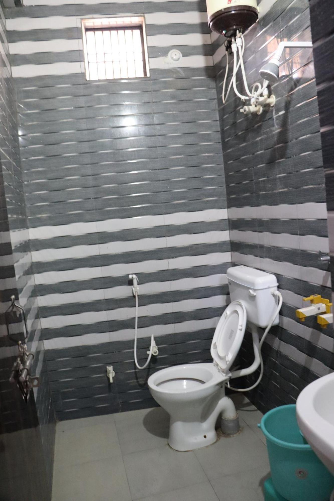 K.D.Dham Near Prem Mandir1 Hotell Vrindāvan Exteriör bild